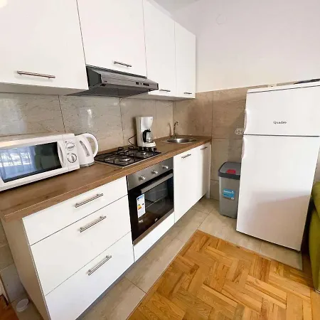 In 42074 Apartman *